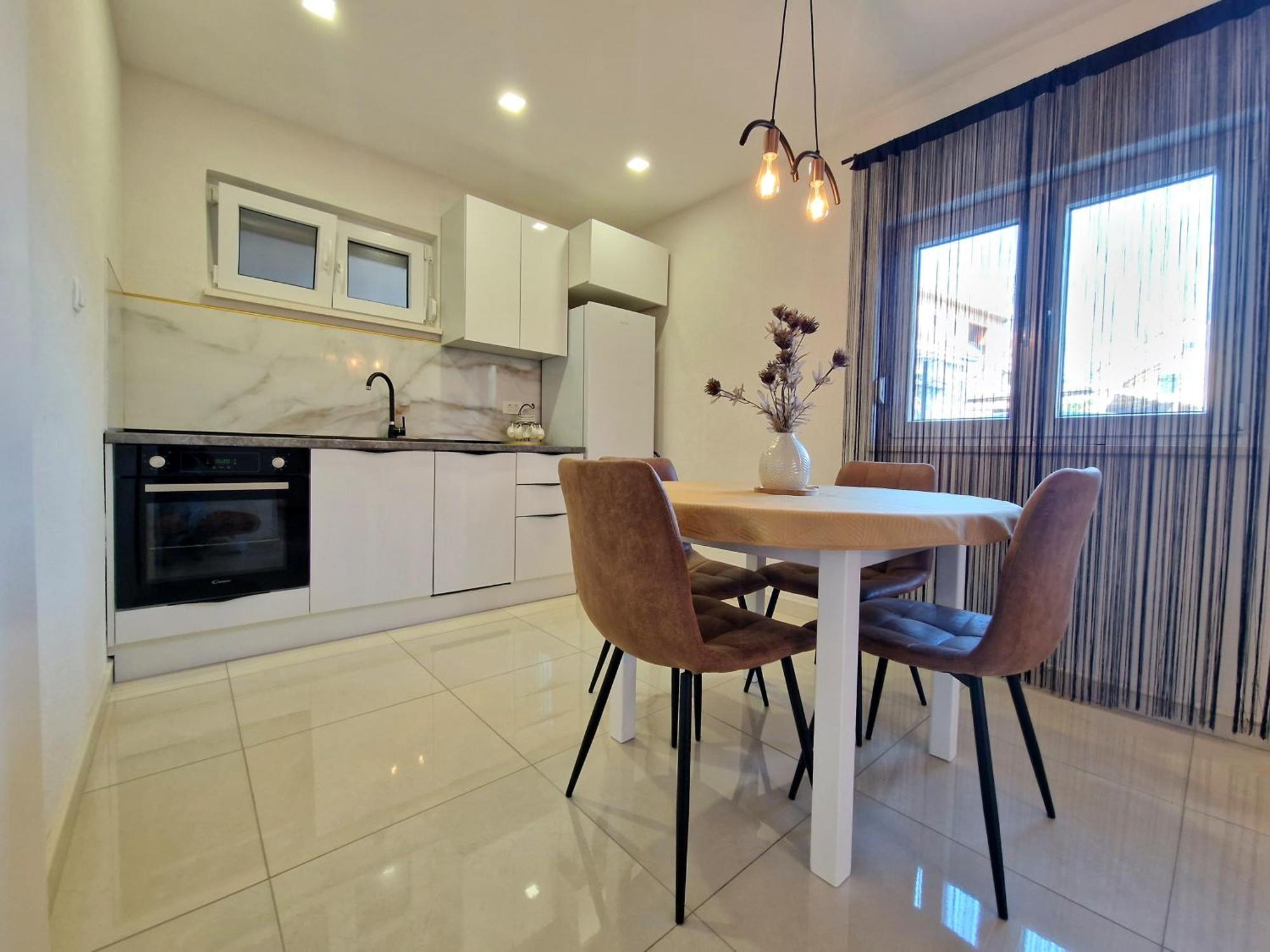 2 Bedroom Apartment Ljubica Sinj Εξωτερικό φωτογραφία